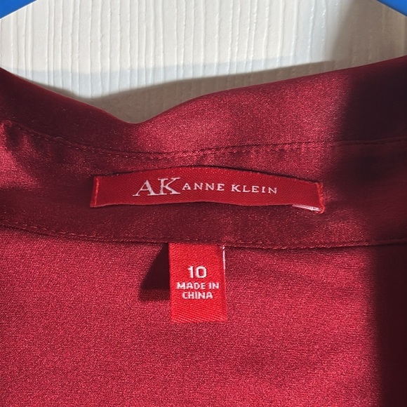 Anne Klein silk red button down blouse - Picture 4 of 10
